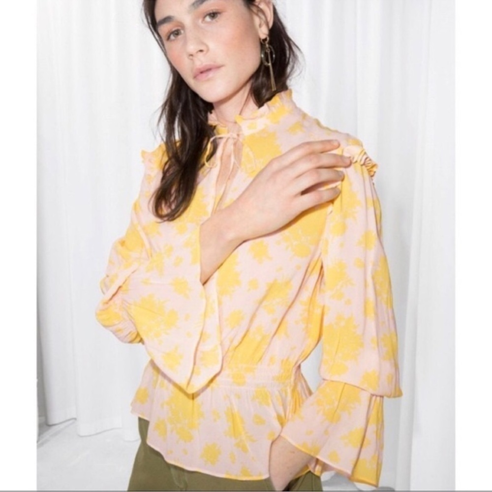 & Other Stories x Paris Atelier Bell Sleeves Viscose Blouse Ruffle Bottom Size 6